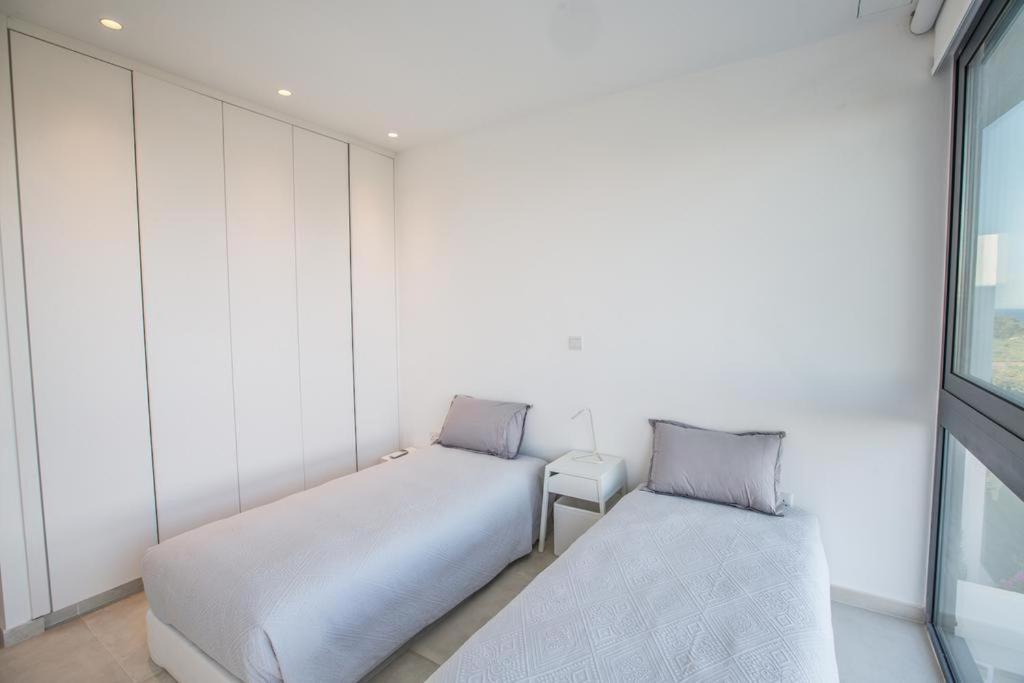 פאראלימני The White H Villa, Protaras, Fresh And Peaceful מראה חיצוני תמונה