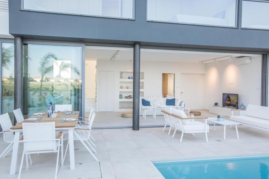 פאראלימני The White H Villa, Protaras, Fresh And Peaceful מראה חיצוני תמונה